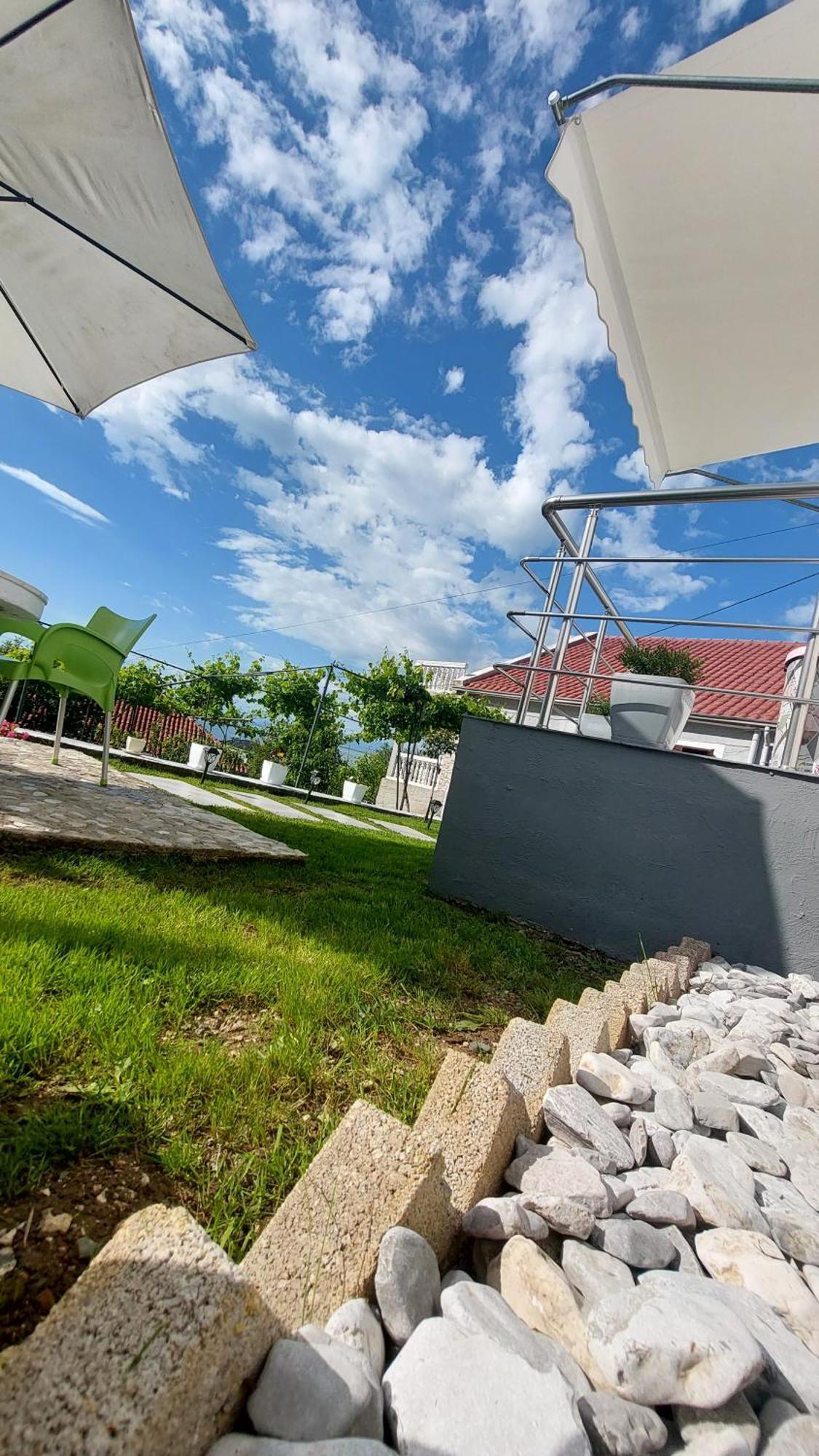 Hotel R&R Gesthouse Široka Zewnętrze zdjęcie